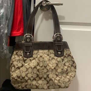 Coach Signature Tote